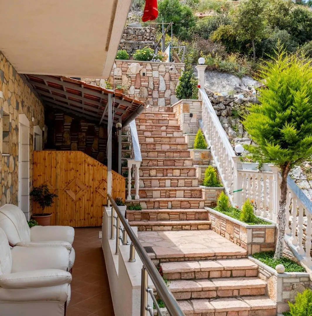 Vila Basho Sarandë 0*,